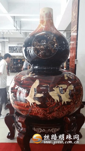 傳承雕漆文化，打造文化集市 工藝美術(shù)品及收藏品零售新路徑